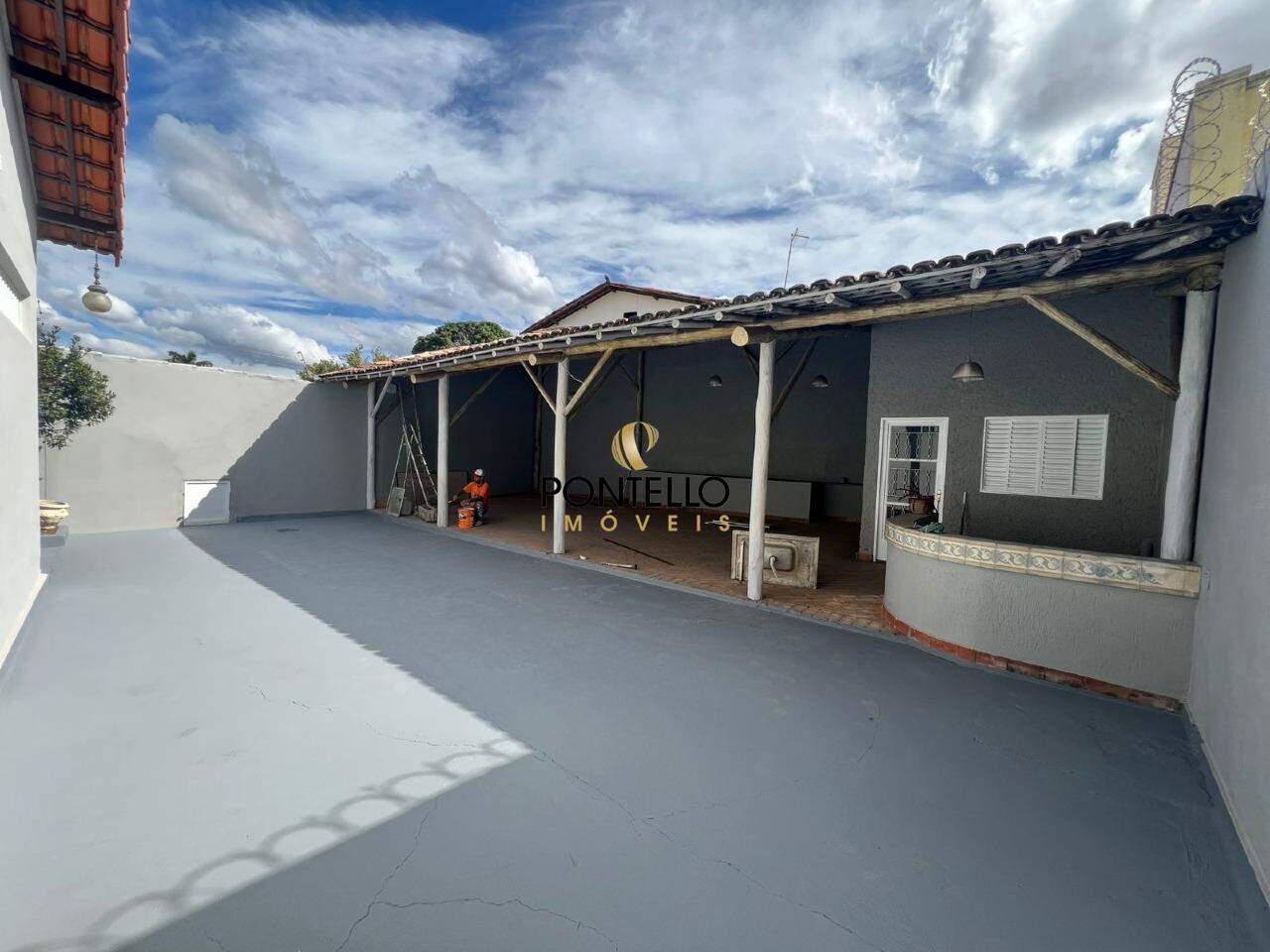 Casa para alugar com 5 quartos, 252m² - Foto 25