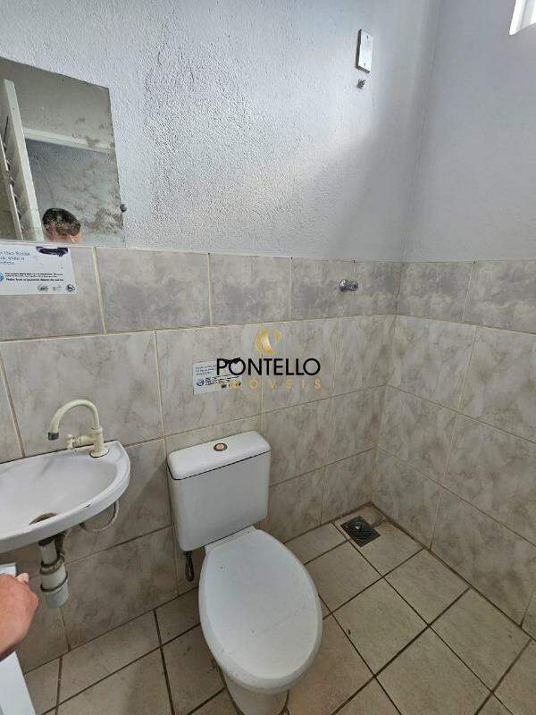 Casa para alugar com 5 quartos, 252m² - Foto 21