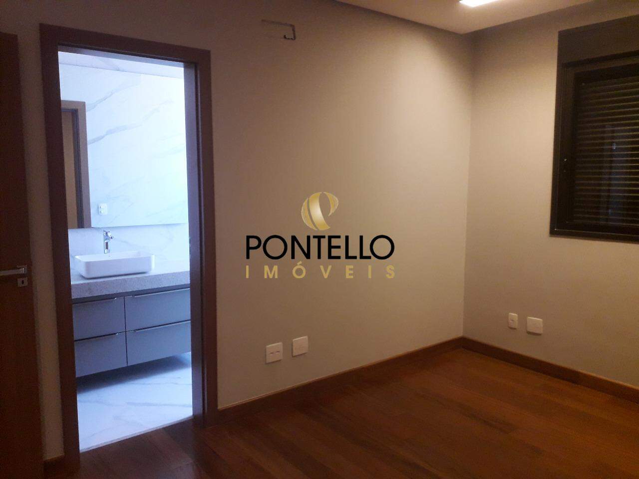 Casa à venda com 4 quartos, 394m² - Foto 20