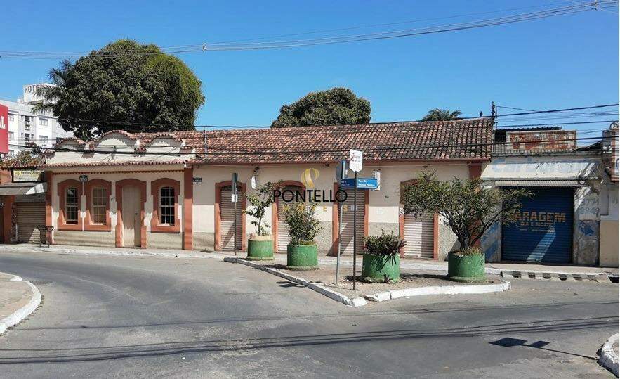 Casa para alugar com 6 quartos, 1285m² - Foto 1