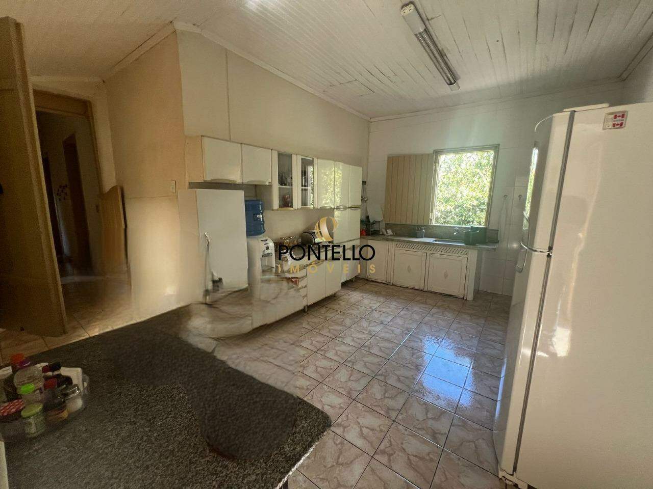Casa para alugar com 6 quartos, 1285m² - Foto 8