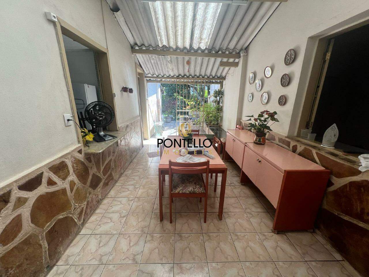 Casa para alugar com 6 quartos, 1285m² - Foto 4