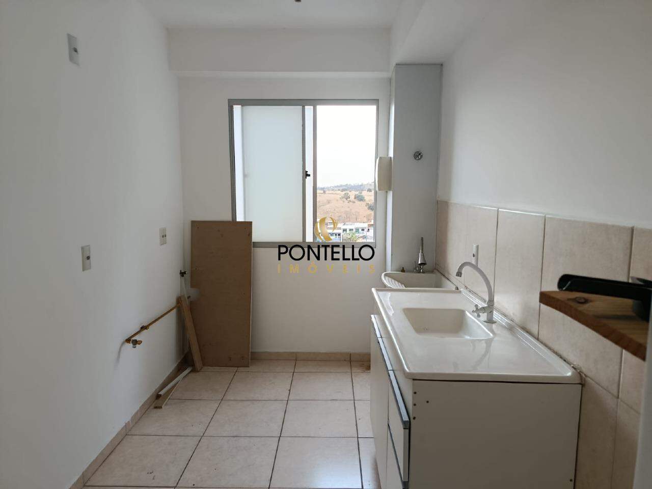 Apartamento à venda com 2 quartos, 63m² - Foto 7