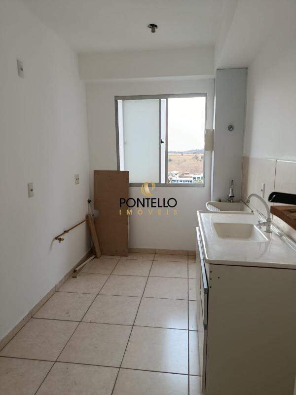 Apartamento à venda com 2 quartos, 63m² - Foto 6
