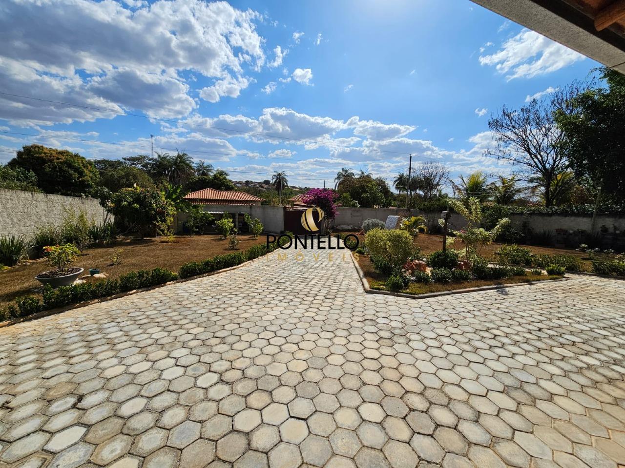 Chácara, 2 quartos, 1067 m² - Foto 3