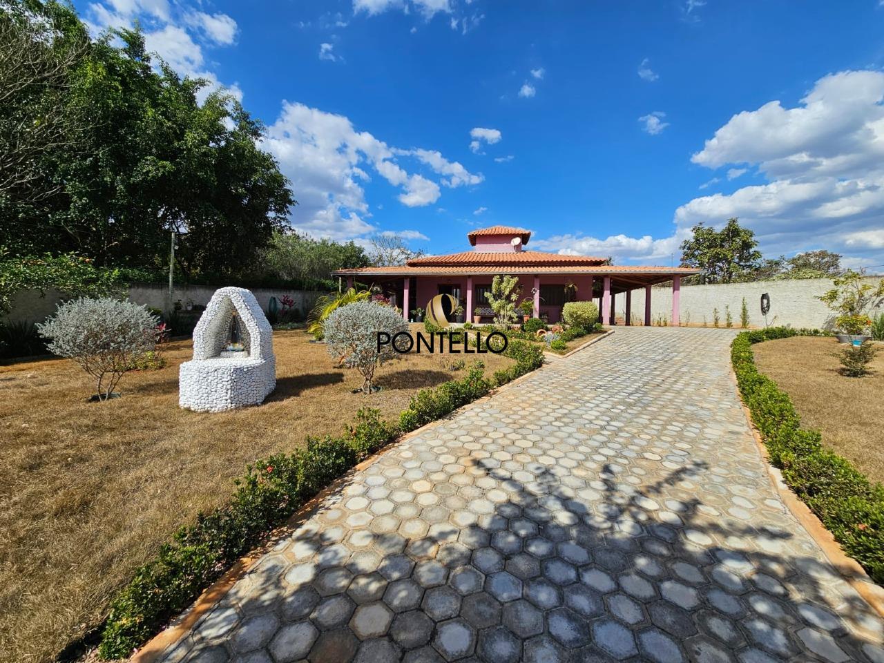 Chácara, 2 quartos, 1067 m² - Foto 2