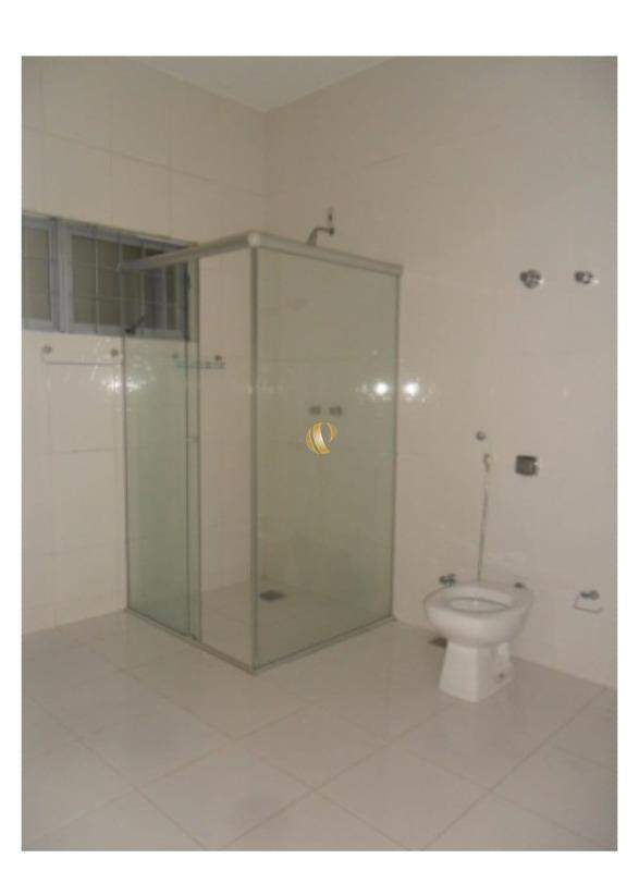 Casa para alugar com 4 quartos, 190m² - Foto 12