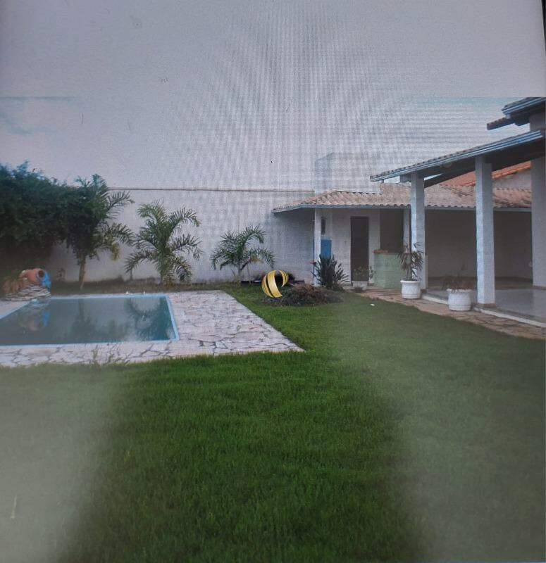 Casa para alugar com 4 quartos, 190m² - Foto 17