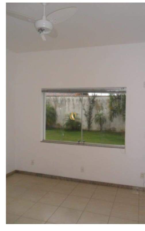 Casa para alugar com 4 quartos, 190m² - Foto 10