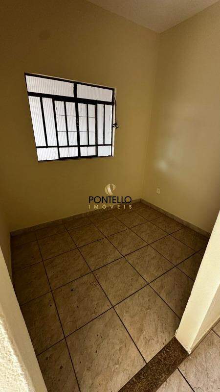 Casa à venda com 2 quartos, 100m² - Foto 6