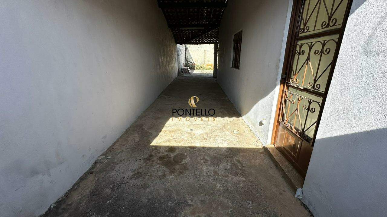 Casa à venda com 2 quartos, 100m² - Foto 10
