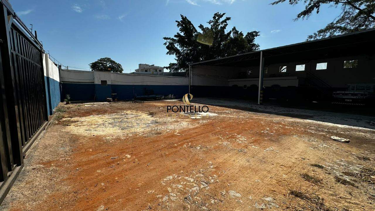 Depósito-Galpão-Armazém para alugar, 335m² - Foto 2