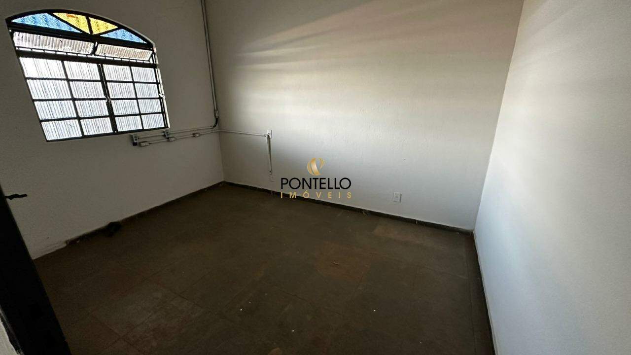Depósito-Galpão-Armazém para alugar, 335m² - Foto 6