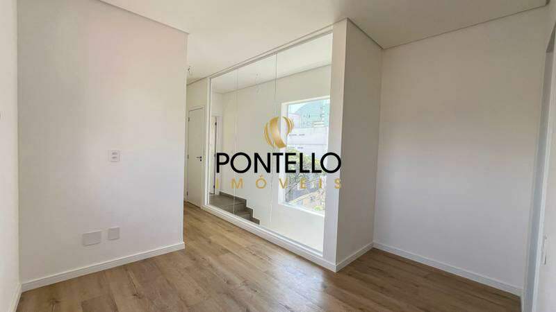 Cobertura à venda com 2 quartos, 70m² - Foto 1