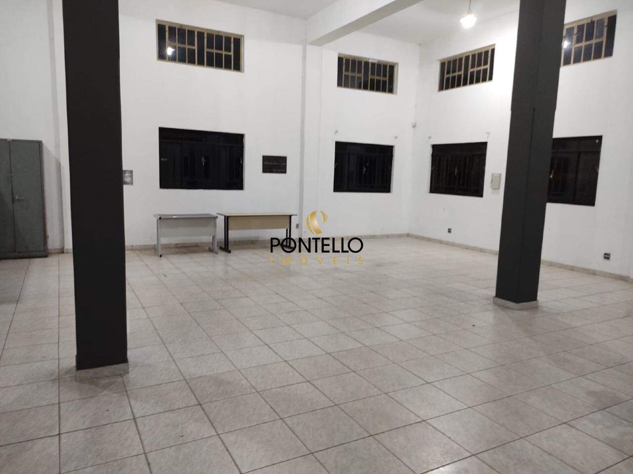 Depósito-Galpão-Armazém para alugar, 600m² - Foto 1