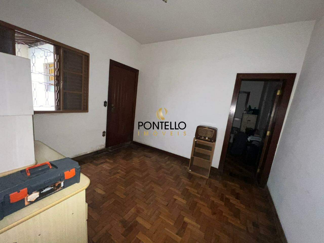 Casa à venda com 2 quartos, 180m² - Foto 6