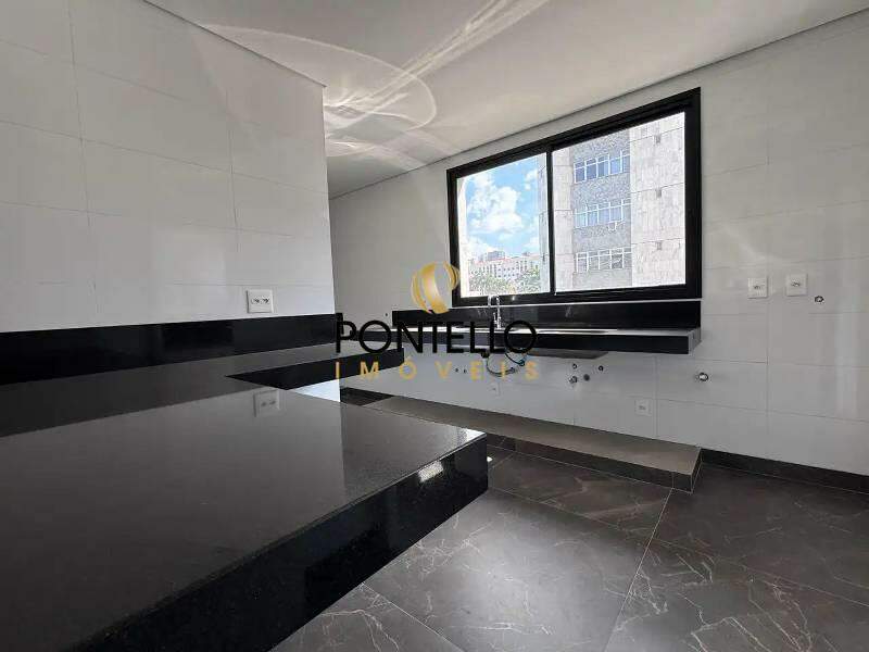 Cobertura, 5 quartos, 205 m² - Foto 2