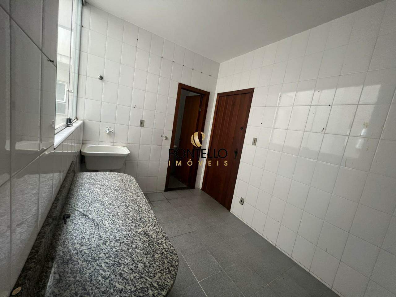 Apartamento à venda com 3 quartos, 130m² - Foto 19