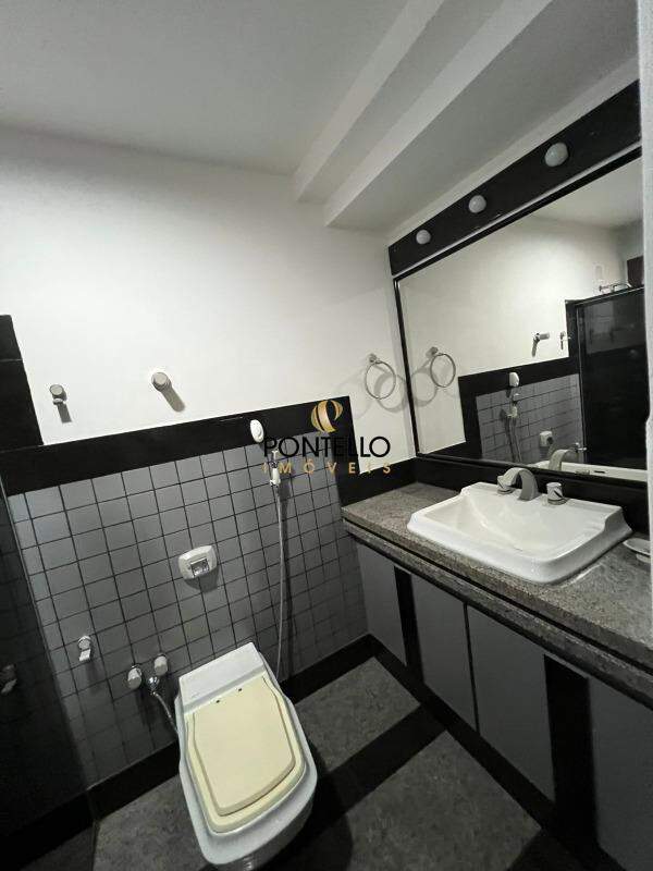 Casa, 7 quartos, 578 m² - Foto 22