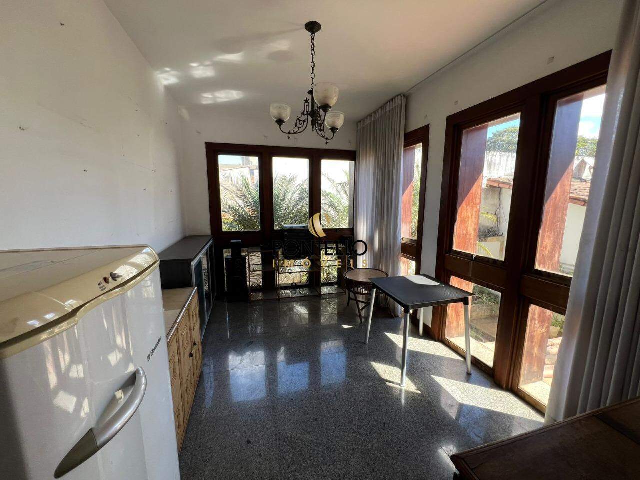 Casa, 7 quartos, 578 m² - Foto 9