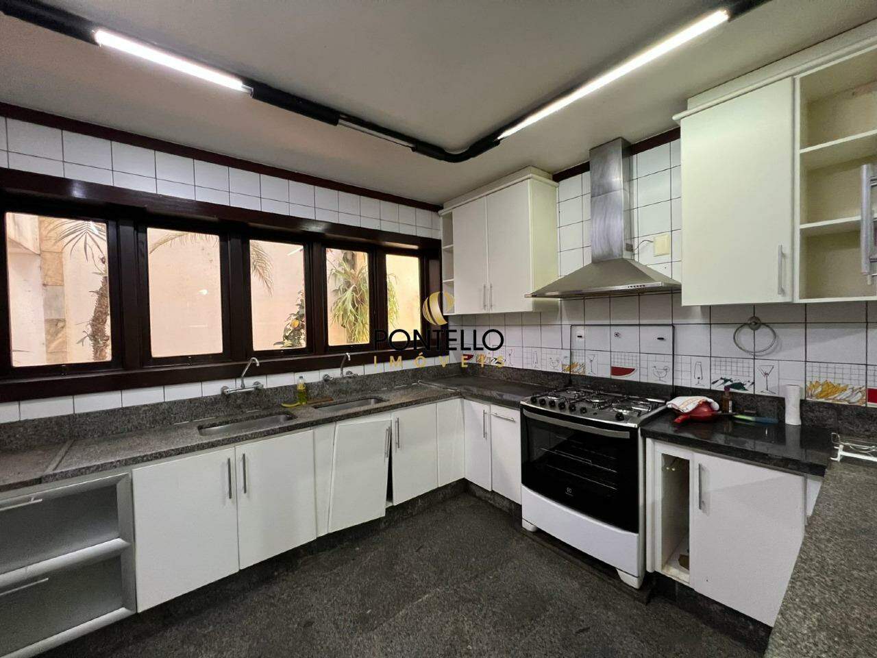 Casa, 7 quartos, 578 m² - Foto 11