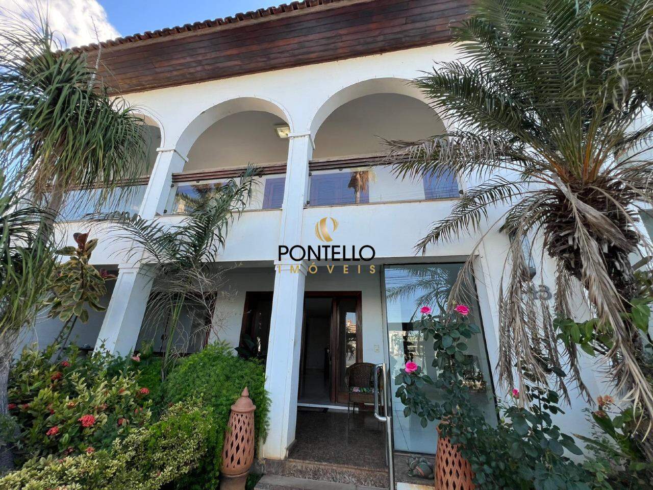 Casa, 7 quartos, 578 m² - Foto 1