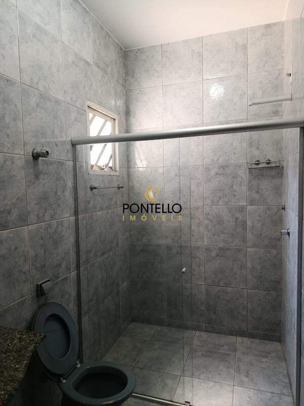 Casa para alugar com 3 quartos, 100m² - Foto 21