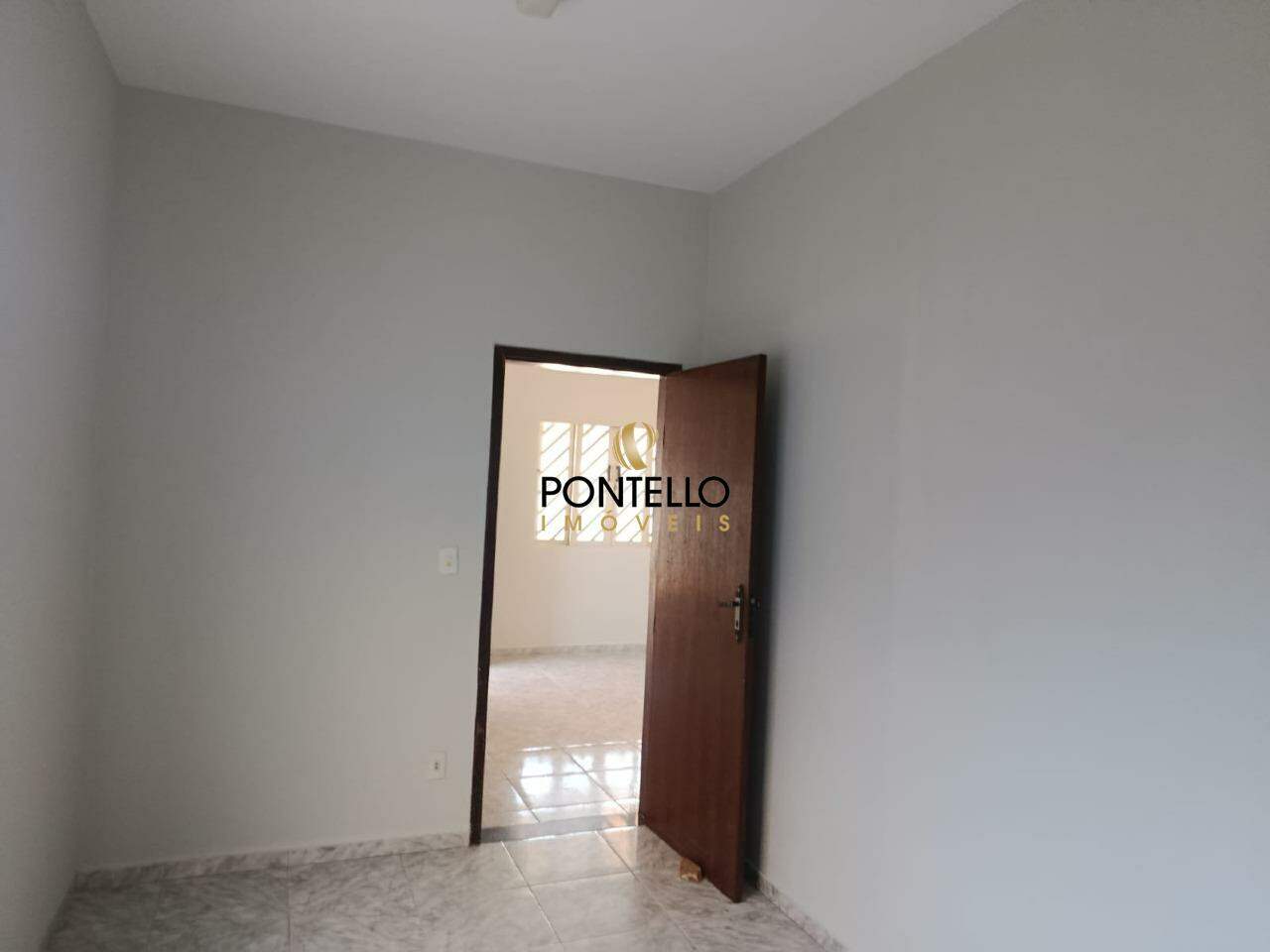 Casa para alugar com 3 quartos, 100m² - Foto 10