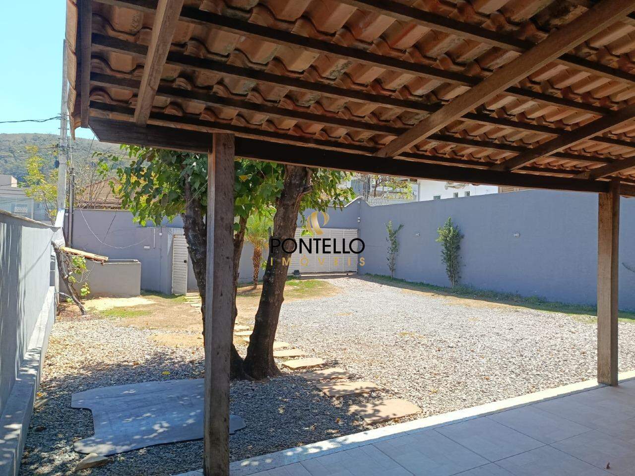 Casa para alugar com 3 quartos, 100m² - Foto 4