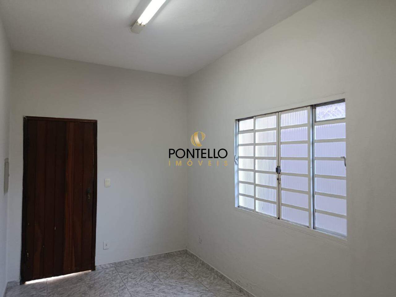 Casa para alugar com 3 quartos, 100m² - Foto 9