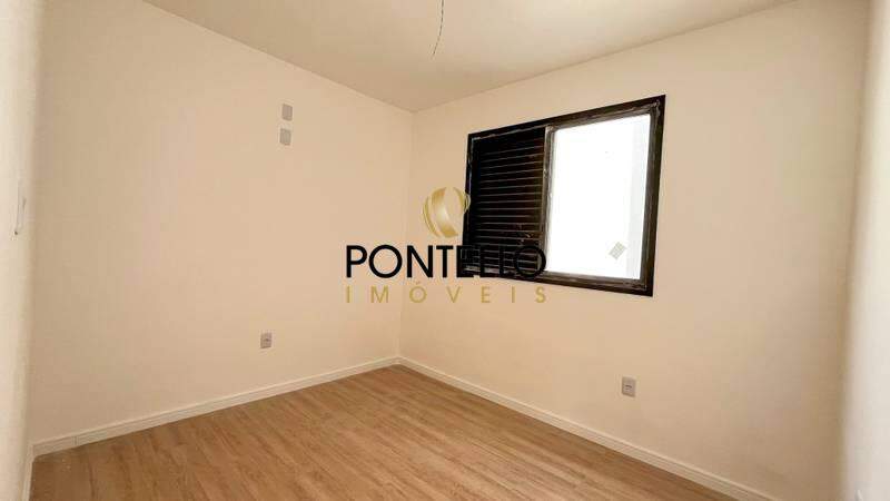 Apartamento, 3 quartos, 32 m² - Foto 2