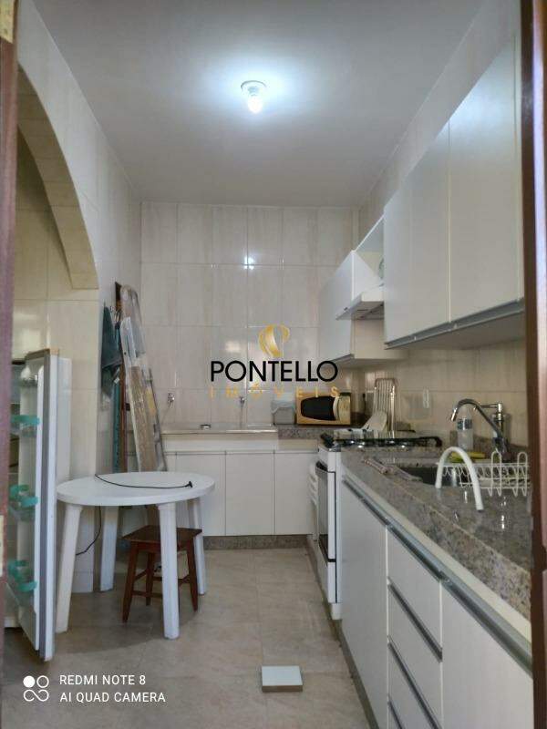 Casa à venda com 3 quartos, 350m² - Foto 15