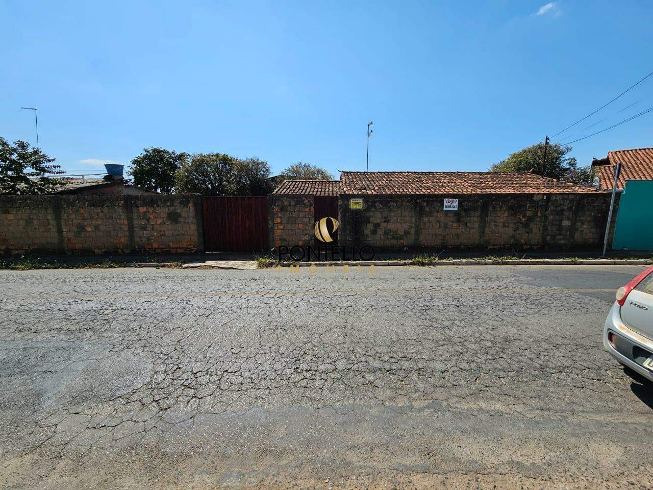 Casa/Lote à venda no bairro Papavento em Sete Lagoas - foto principal