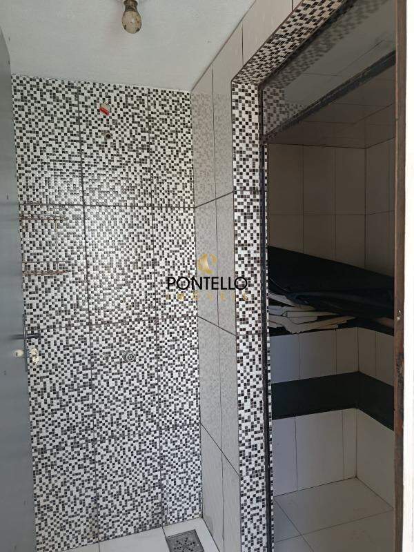 Casa para alugar com 2 quartos, 200m² - Foto 25