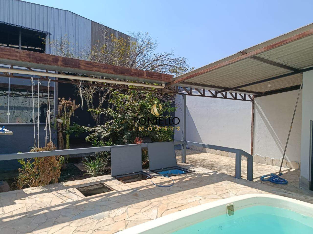 Casa para alugar com 2 quartos, 200m² - Foto 22