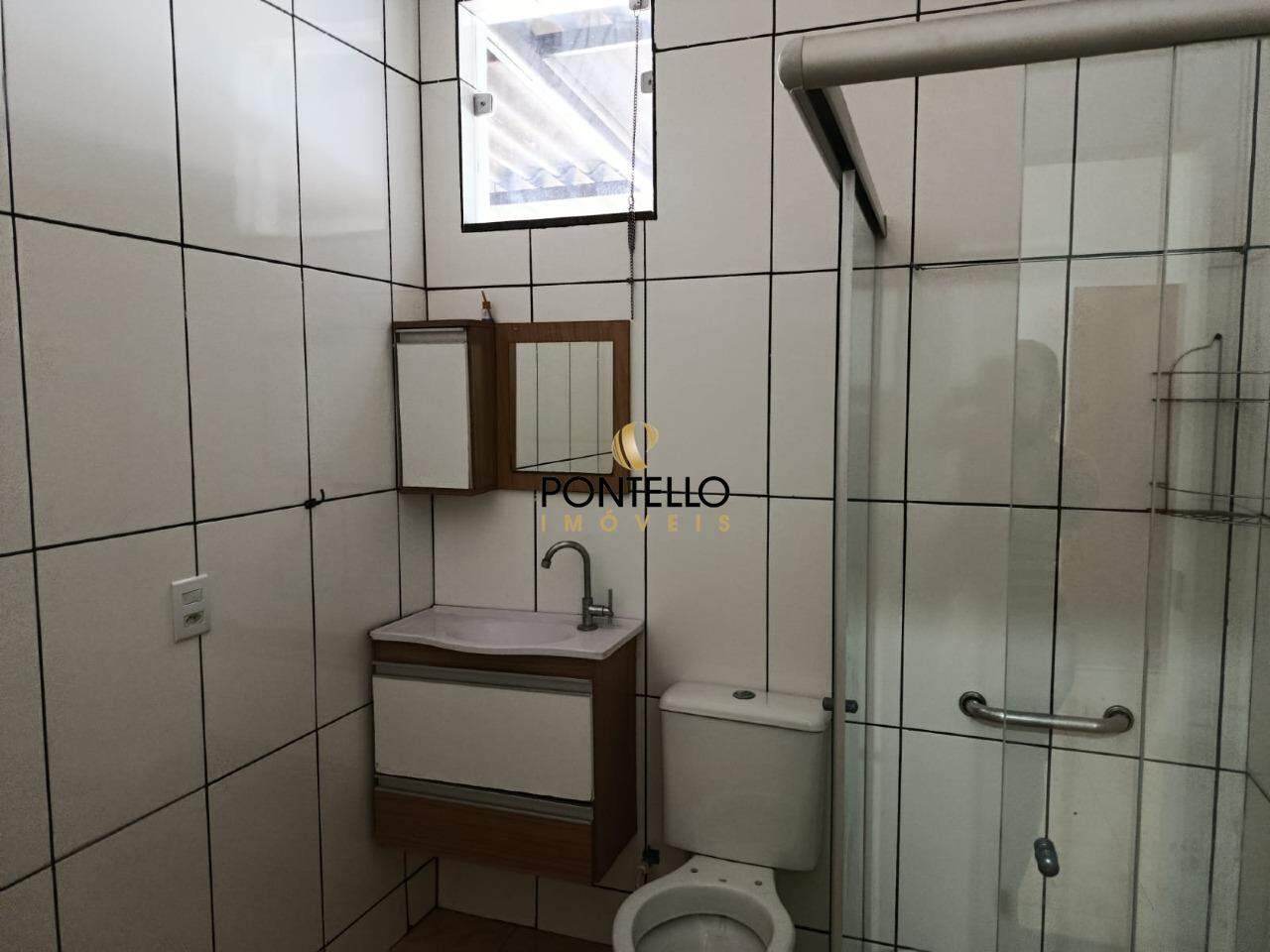 Casa para alugar com 2 quartos, 200m² - Foto 12