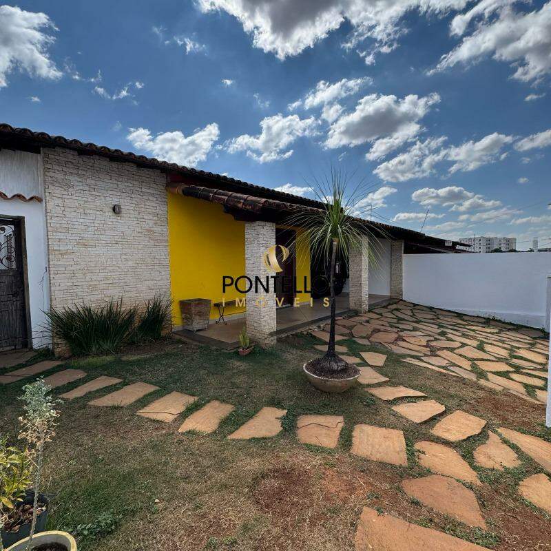 Casa, 3 quartos, 220 m² - Foto 2