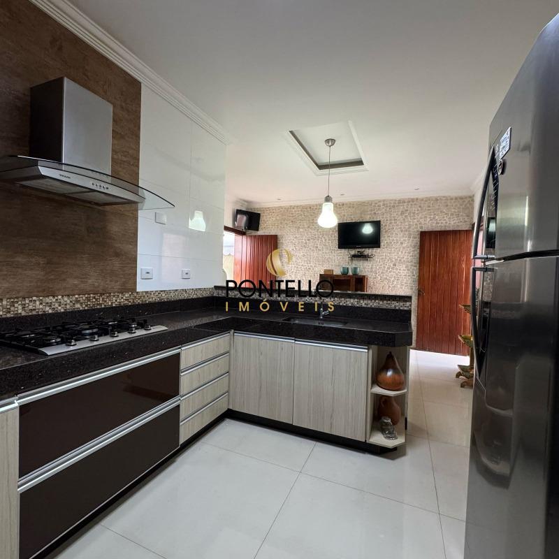 Casa, 3 quartos, 220 m² - Foto 14