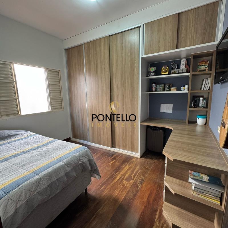 Casa, 3 quartos, 220 m² - Foto 12