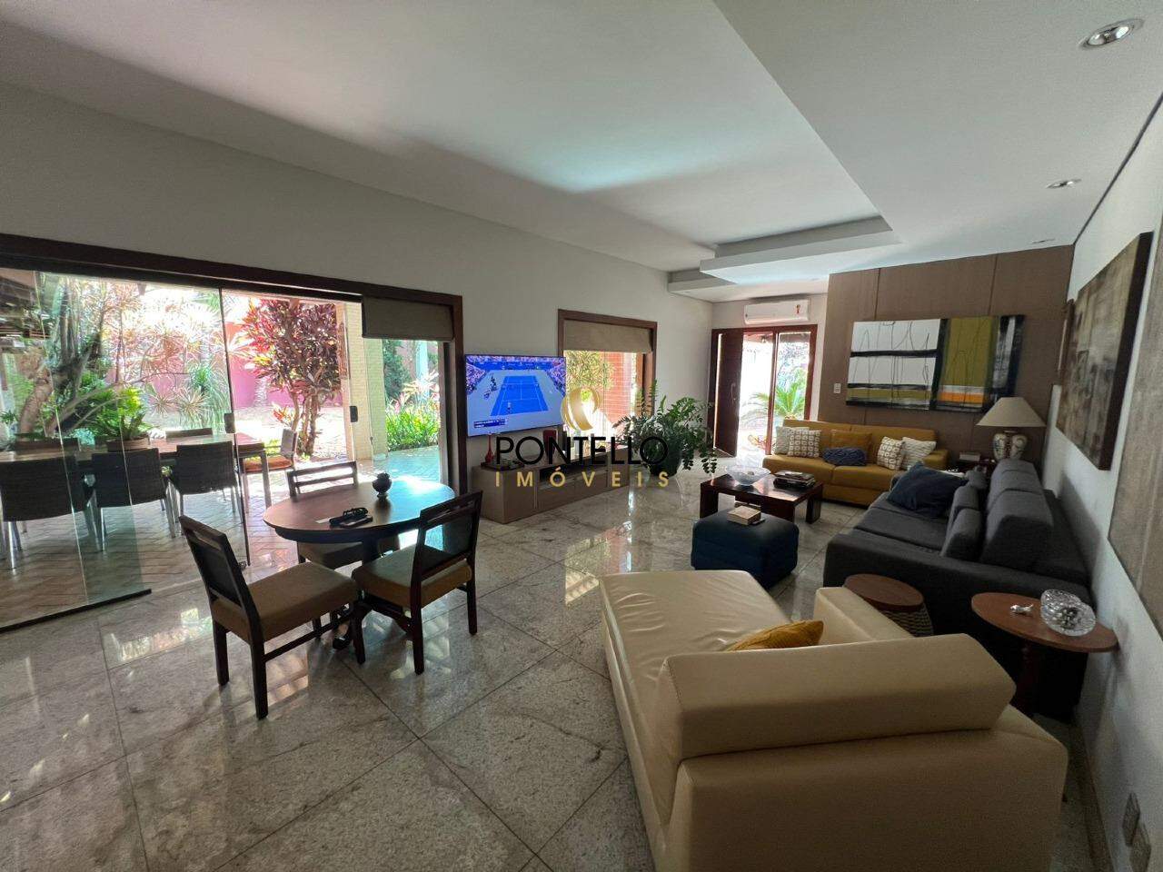 Casa para alugar com 8 quartos, 378m² - Foto 4
