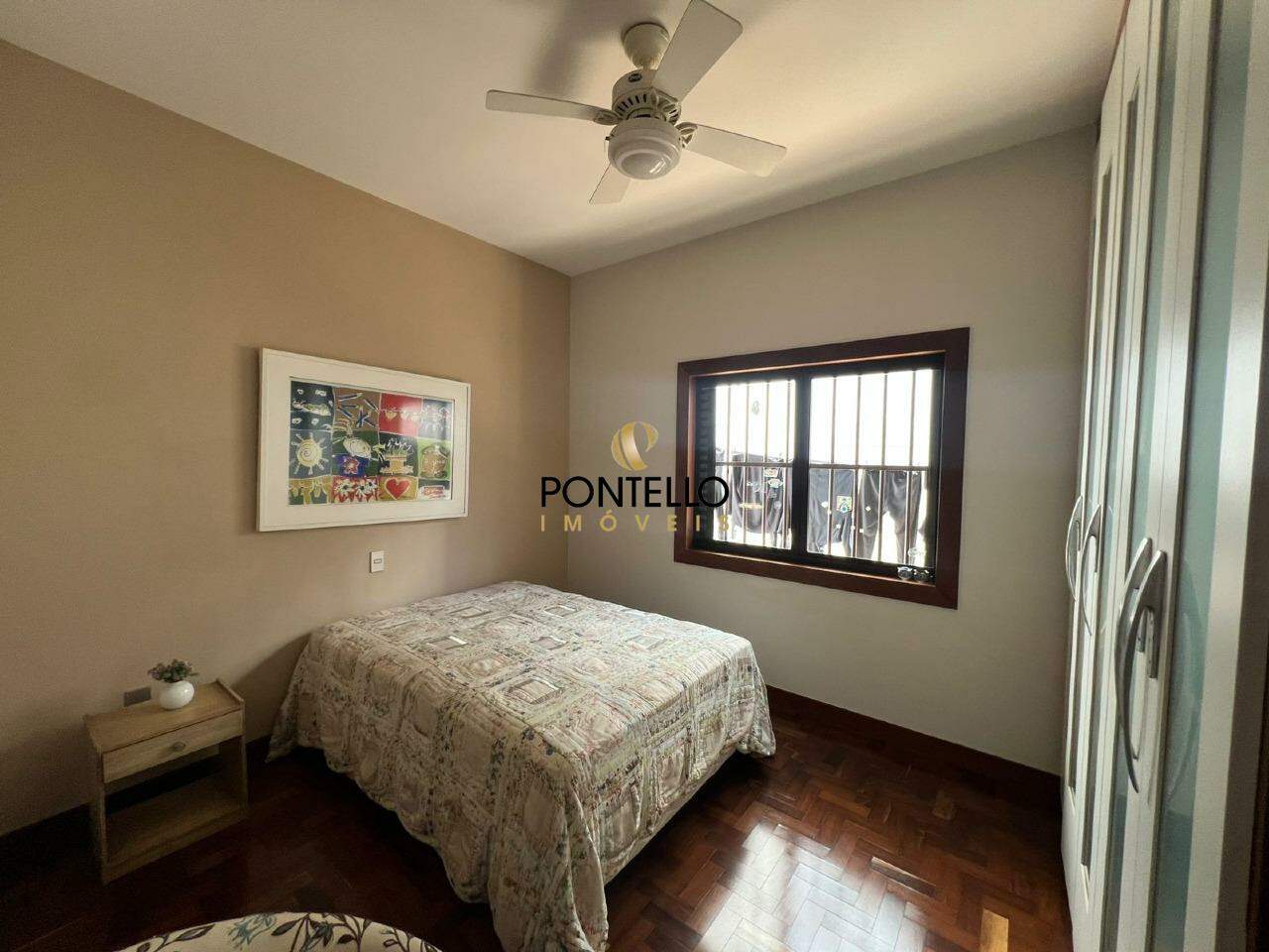 Casa para alugar com 8 quartos, 378m² - Foto 15