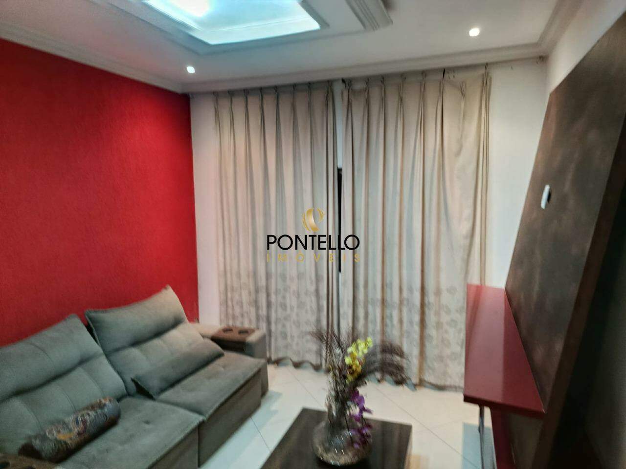 Casa, 4 quartos, 188 m² - Foto 1