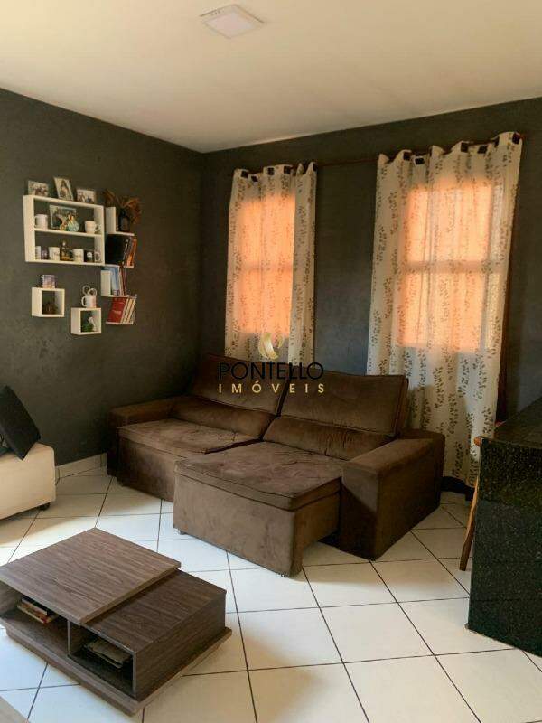 Casa para alugar com 2 quartos, 49m² - Foto 4