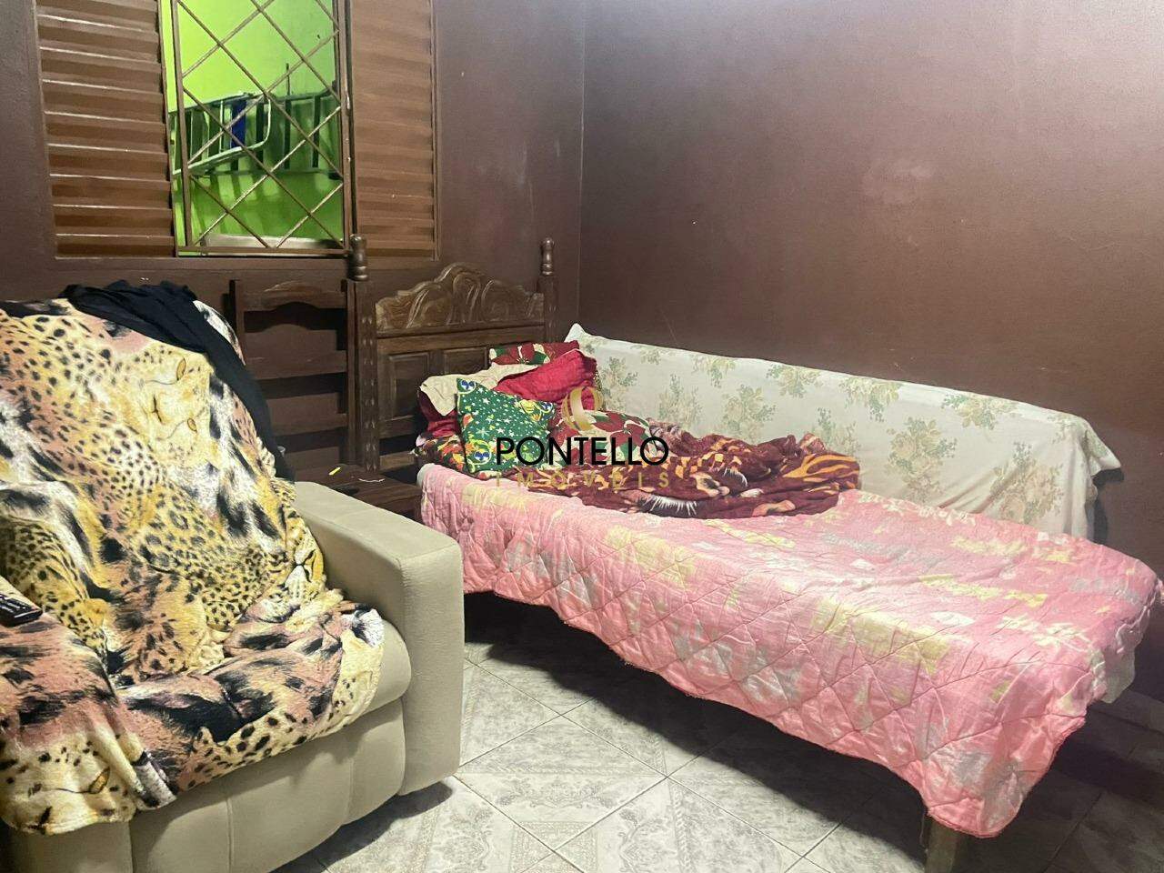 Casa para alugar com 4 quartos, 146m² - Foto 9