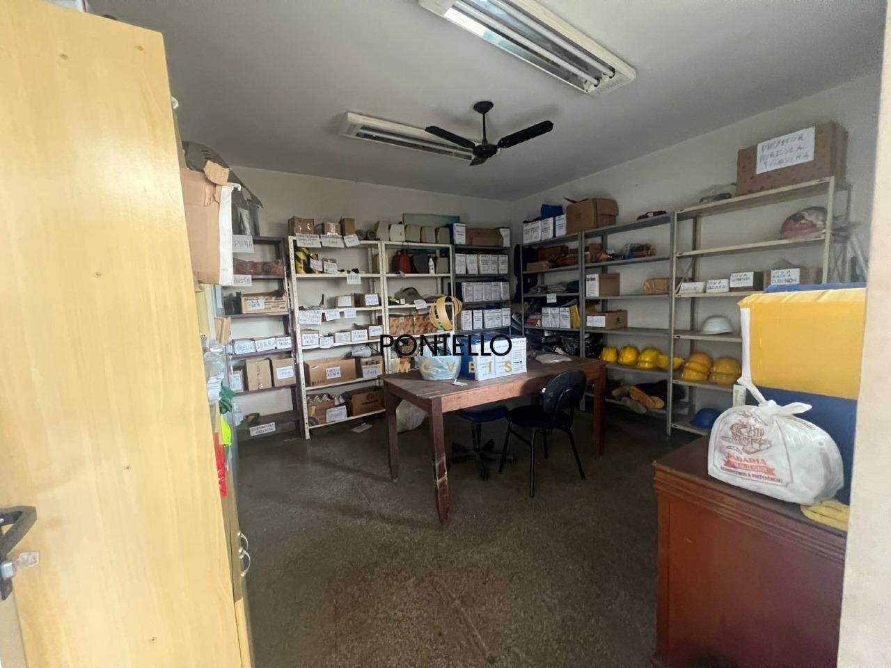 Depósito-Galpão-Armazém à venda, 429m² - Foto 14