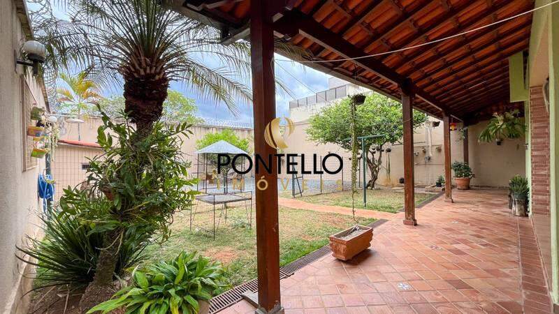 Casa, 3 quartos, 418 m² - Foto 1