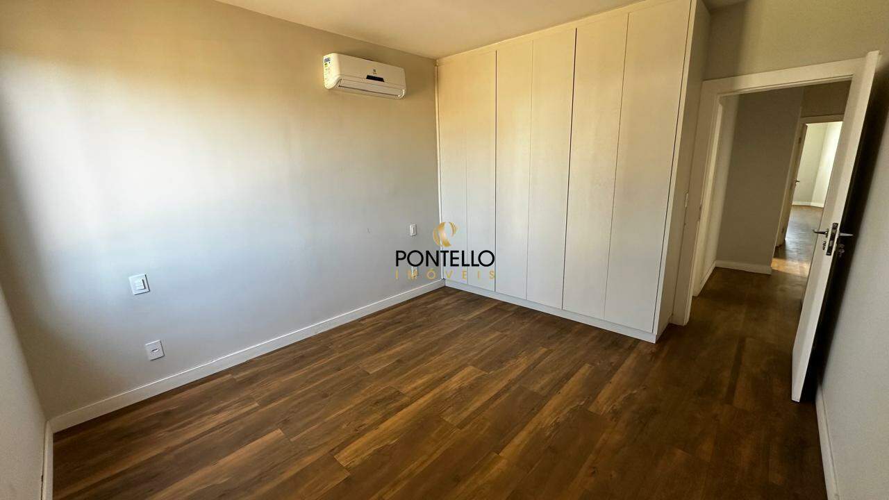 Casa, 3 quartos, 207 m² - Foto 5