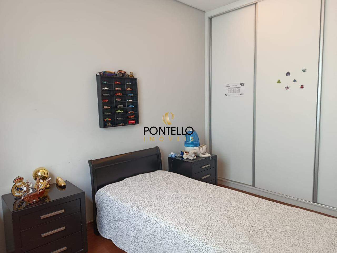 Casa, 4 quartos, 220 m² - Foto 19