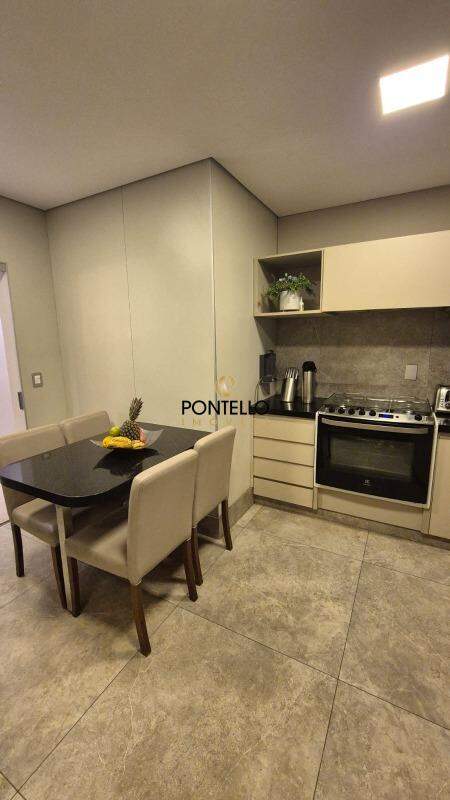 Casa, 4 quartos, 220 m² - Foto 4