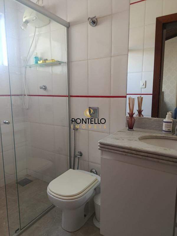 Casa, 5 quartos, 284 m² - Foto 23